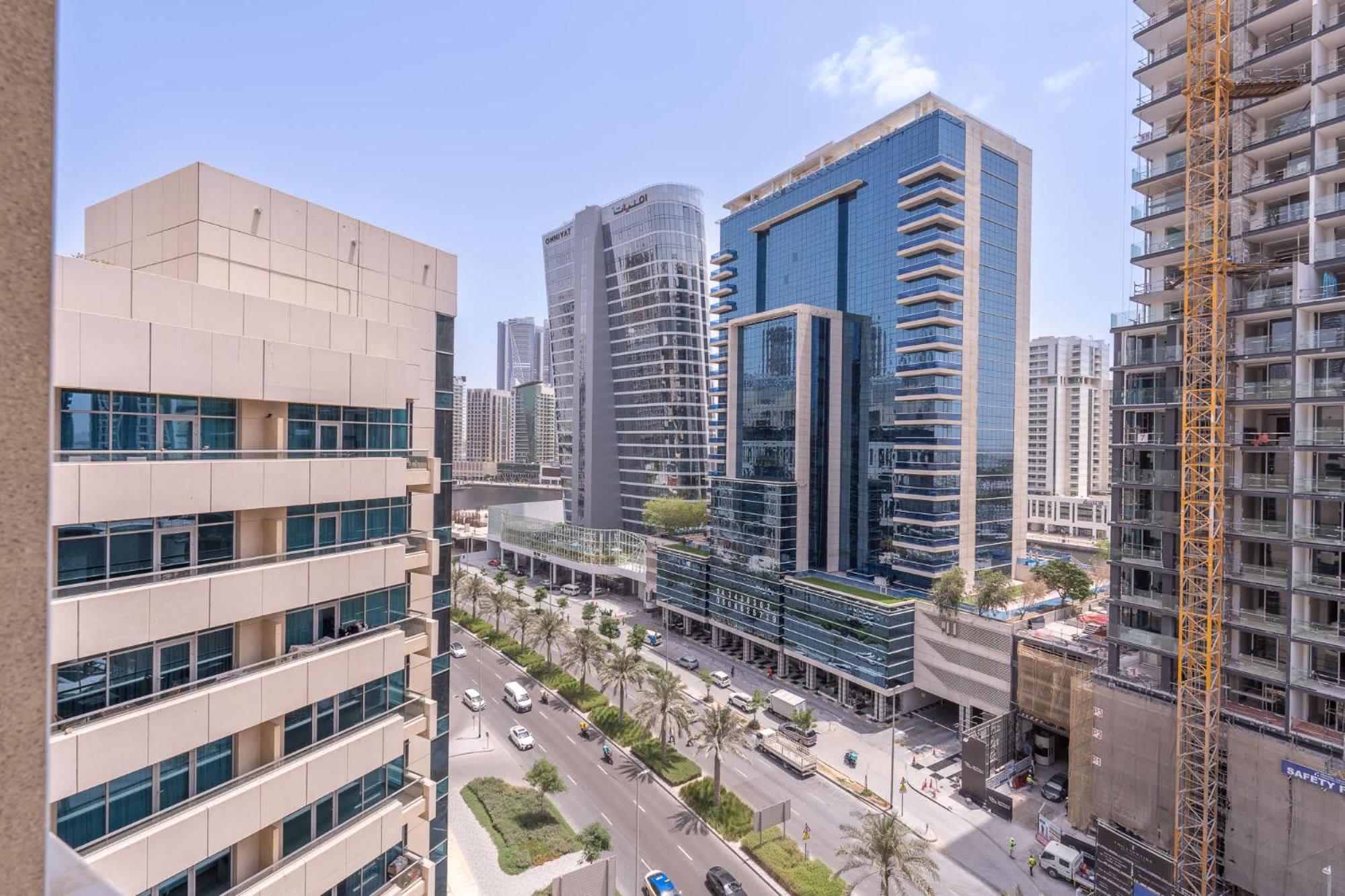 Dazzling In Business Bay With Stunning Views * Dubai